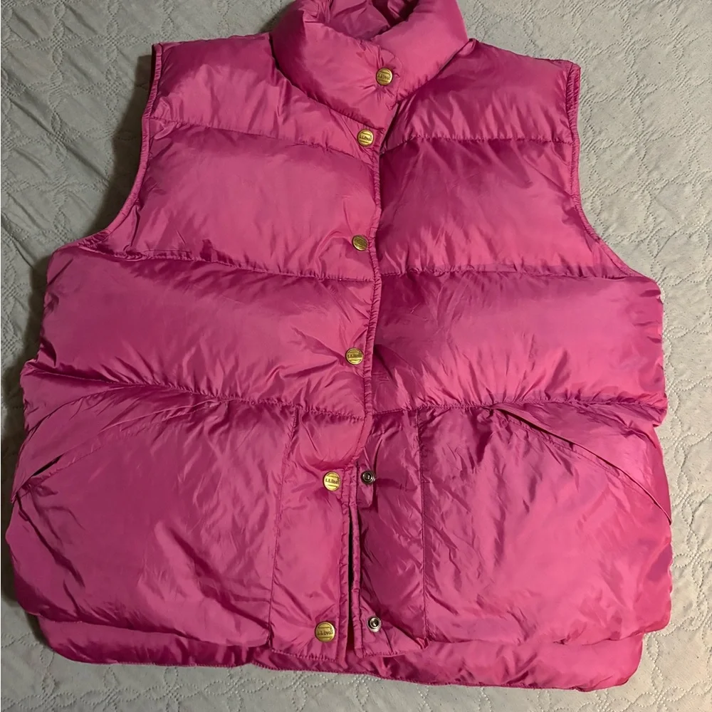 L.L.Bean VTG Y2K goose down puffer vest Raspberry Color Snap Button Sz M